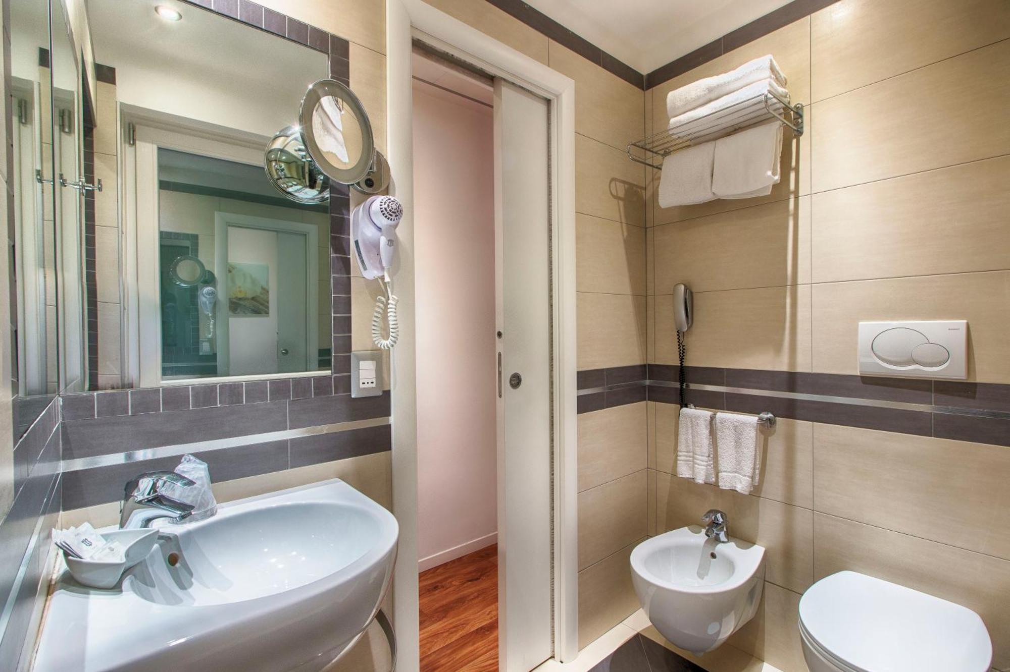 Hotel Raganelli Roma Ngoại thất bức ảnh